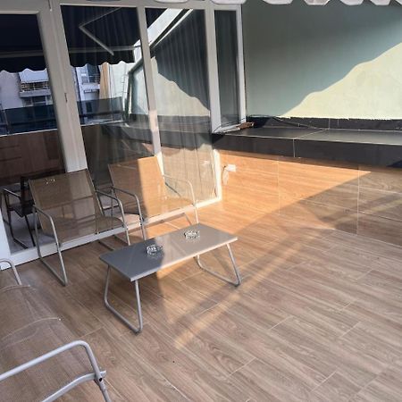 Luxury Apartment At Condor Center Tirana Extérieur photo